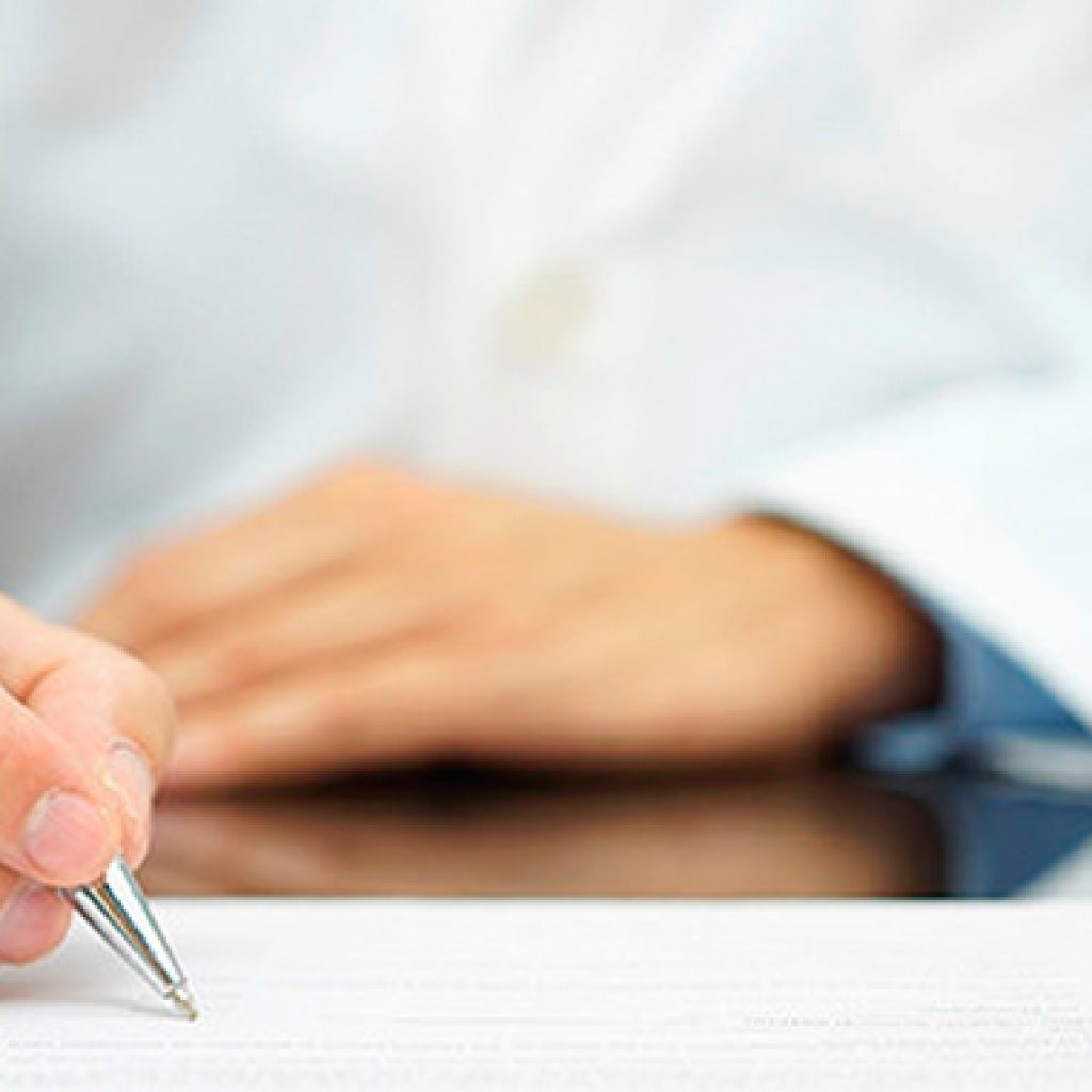 consejos despues de una cirugia de implantes dentales