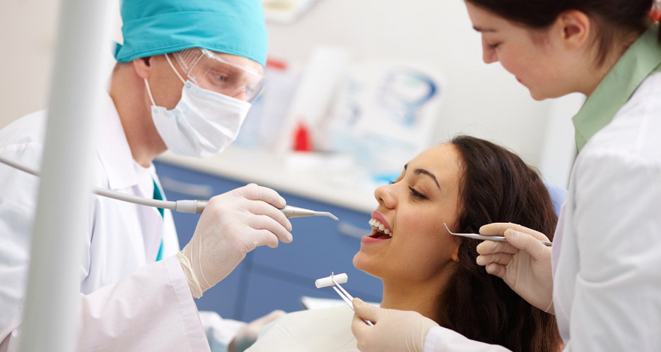 mantenimiento de implantes dentales