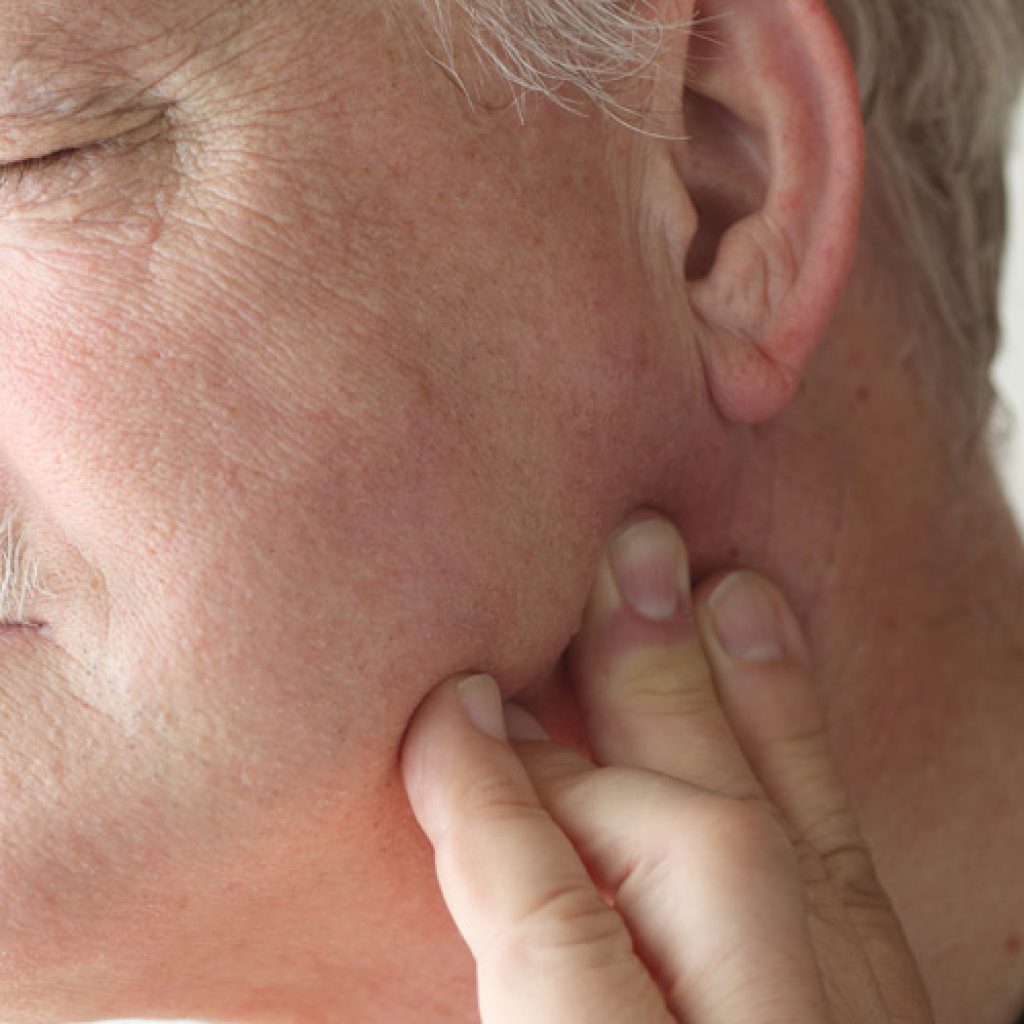 Infeccion en implantes dentales