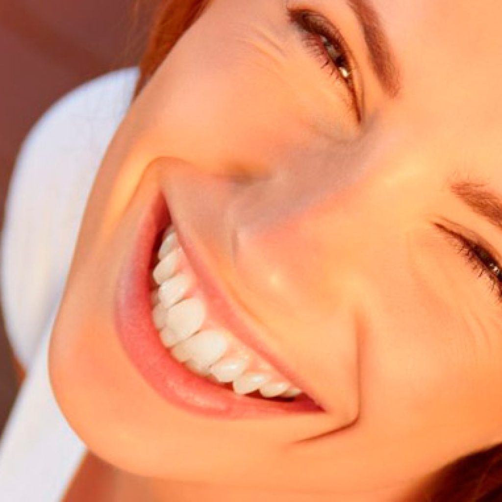 que es una funda o corona dental