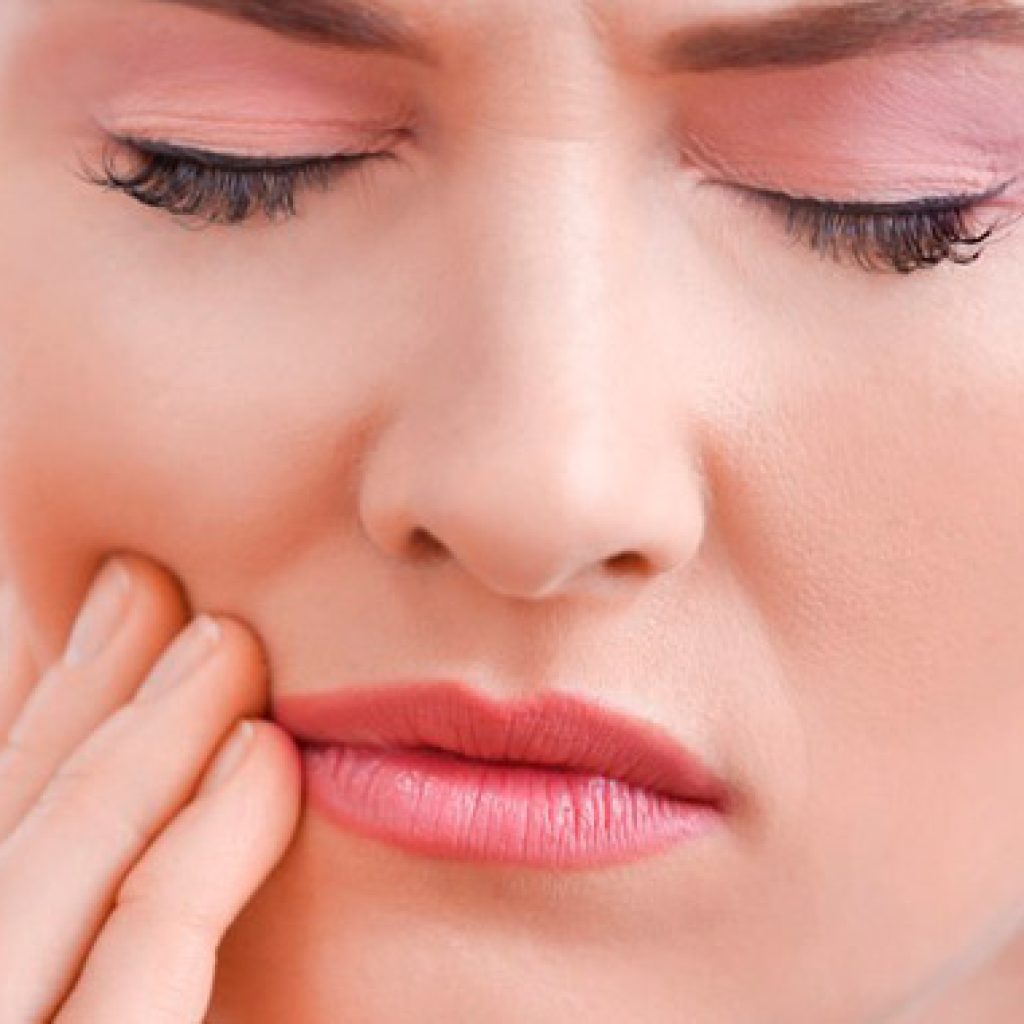 dolor de infeccion de un implante dental