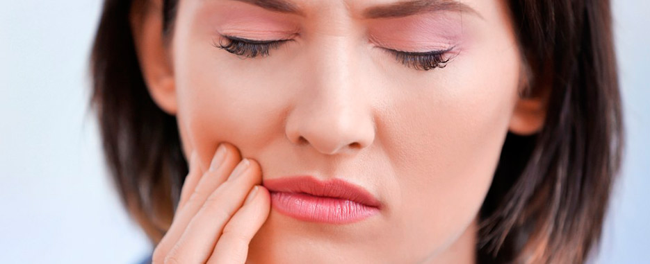 dolor de infeccion de un implante dental