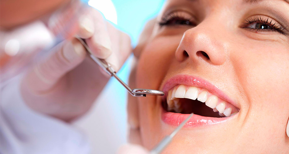 Tratamiento del desdentado con implantes