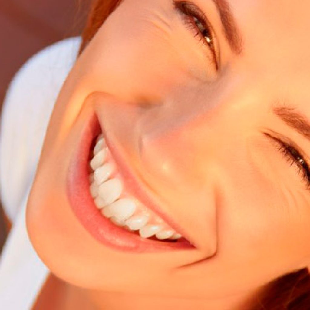 ventajas e incovenientes de los implantes dentales inmediatos